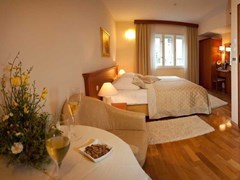 Hotel Royal Suites: General view - photo 5