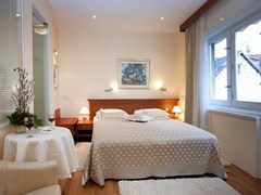 Hotel Royal Suites: General view - photo 9