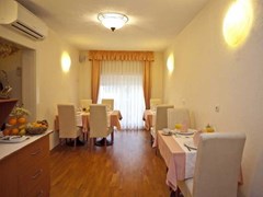 Hotel Royal Suites: General view - photo 12