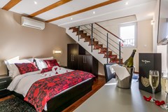 Palace Suites Heritage Hotel: Room - photo 10