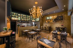 Central Square Heritage Hotel: Restaurant - photo 8