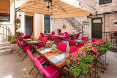 Central Square Heritage Hotel: Restaurant - photo 16