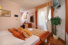 Trogir: General view - photo 11