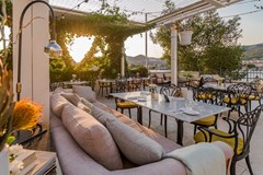 Brown Beach House hotel & spa: Terrace - photo 17
