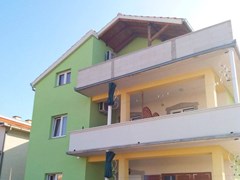 Apartments Kristina: General view - photo 1