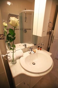 Villa Rustica Dalmatia Depadance: Room APARTMENT CAPACITY 4 TWO BEDROOMS - photo 29