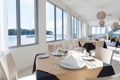 Crvena Luka Apartment & Villas: Restaurant - photo 40