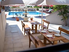 Aparthotel Villa Plat: Restaurant - photo 12