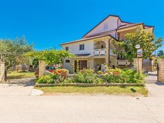 Apartments Blanka: General view - photo 10