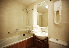 Pagus: Room FAMILY ROOM CAPACITY 4 - photo 19
