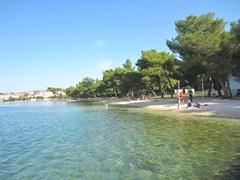 Apartments Lili: Beach - photo 9