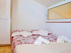 Apartments Nedjeljka: Room APARTMENT CAPACITY 5 - photo 26