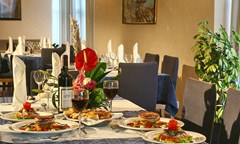 Blue Star: Restaurant - photo 16