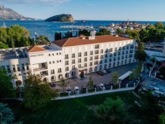 Budva: General view - photo 19