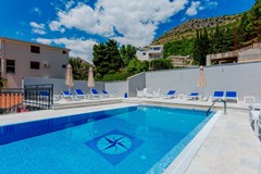 Apartments Jovan: Pool - photo 6