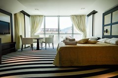 Amsterdam: Room DOUBLE WITH BALCONY - photo 9