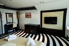 Amsterdam: Room DOUBLE WITH BALCONY - photo 10
