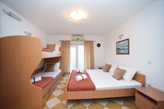 D&D Apartments Tivat: Room STUDIO SEA VIEW CAPACITY 4 - photo 5