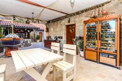 Apartments Maestral: Restaurant - photo 10