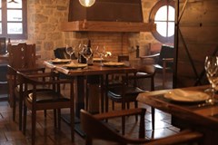 WAIKIKI APARTMENTS: Restaurant - photo 4