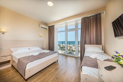Del`MarInn Otel`: Стандартный 3-местный с видом на море - photo 28
