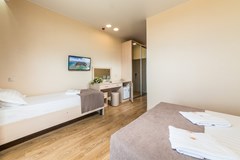 Del`MarInn Otel`: Стандартный 3-местный с видом на море - photo 29