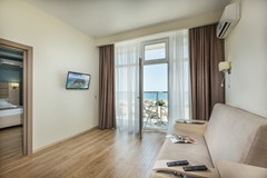 Del`MarInn Otel`: Люкс 2-местный 2-комнатный - photo 34