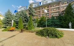 Nadezhda Sanatorij: Территория - photo 4