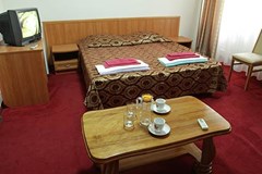Parus (sanatorij) Sanatorij: Стандарт 2-местный корп 5 вид во двор Стандартный 2-местный (корпус №5) - photo 44