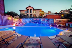 Bogema Premium Hotel: Бассейн - photo 2