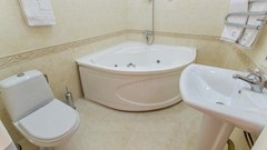 Galereya Palas: Люкс 2-местный 3-комнатный Люкс 3-комнатный - photo 31