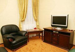 Galereya Palas: Люкс 2-местный 2-комнатный 2-комнатный люкс - photo 29