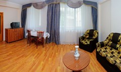 Narzan Sanatorium: Люкс 2-местный 3-комнатный корп.Горный - photo 84