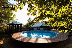 Verxov`e Otel`: Бассейн и беседка - photo 42