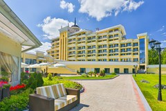 MISTRAL HOTEL & SPA Otel`: Территория - photo 3