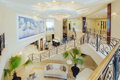MISTRAL HOTEL & SPA Otel`: Холл - photo 24