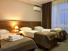 River Star Otel`: Стандарт 3-местный - photo 11