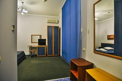 Rus` otel` ( Veseloe) Otel`: Стандартный 2-местный с балконом (2 отдельные кровати/1 двуспальная) Стандартный 2-местный с балконом - photo 21
