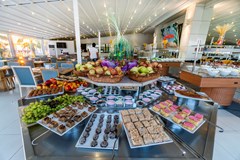 Dragut Point North Hotel: Restaurant - photo 37