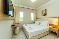 Dragut Point North Hotel: Room DOUBLE SINGLE USE STANDARD - photo 9