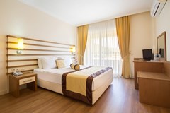 Akbulut & Spa: Room - photo 15