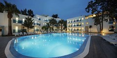 Le Bleu Hotel & Resort: Pool - photo 61