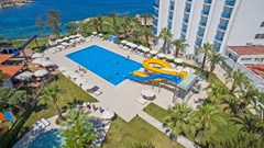 Le Bleu Hotel & Resort: Pool - photo 78