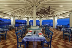 Le Bleu Hotel & Resort: Restaurant - photo 43