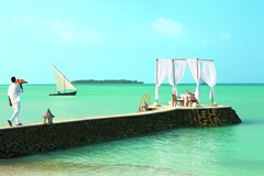 Taj Exotica Resort & Spa: Hotel exterior - photo 4
