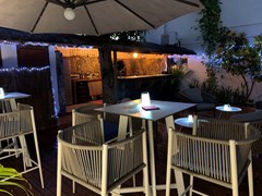 Sous Le Badamier: Bar - photo 14