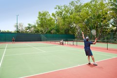 The Ravenala: Sports and Entertainment - photo 2