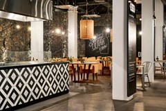 The Ravenala: Restaurant - photo 45