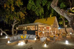 The Ravenala: Restaurant - photo 56