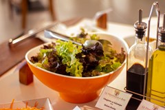 Le Peninsula Bay Beach Resort & Spa: Restaurant - photo 37